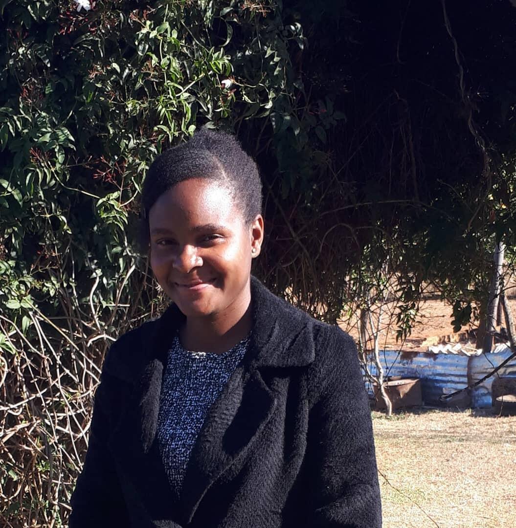 Faith Ntenhe - Designer